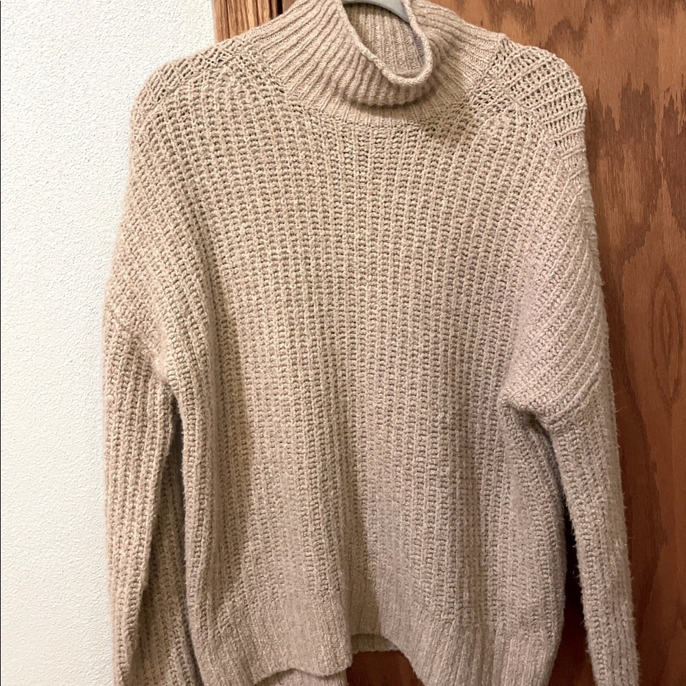 american eagle sweater
